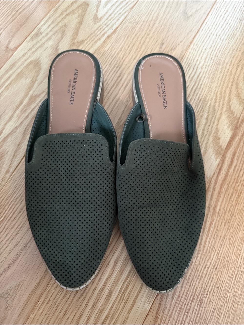 Olive leather mule